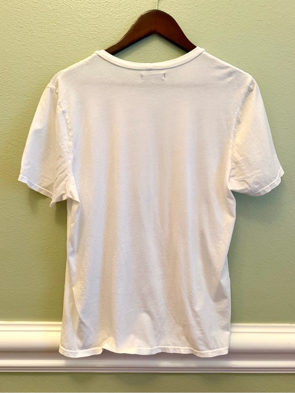 Lauren Moshi | Rainbow Rhinestone Lips Graphic Tee | M - Picture 8 of 12